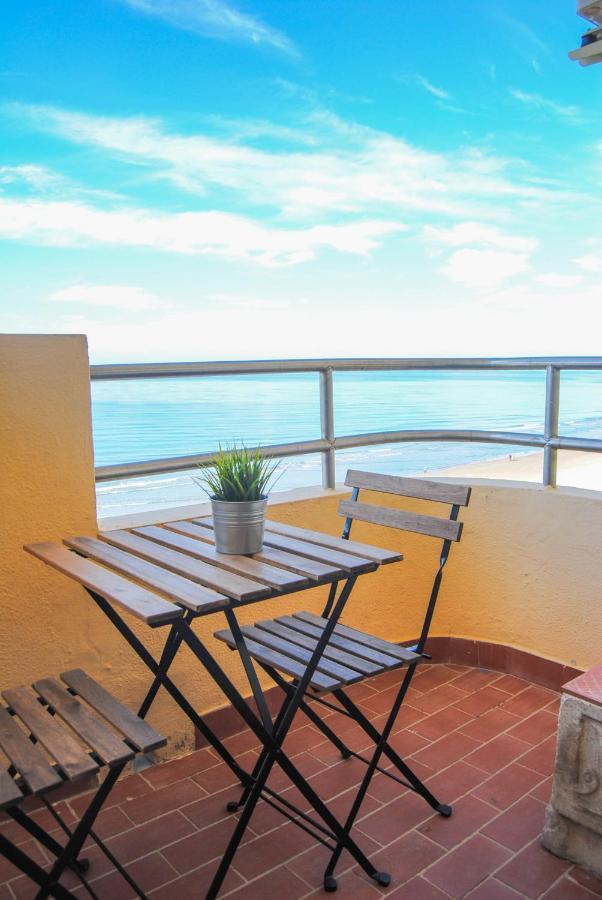 Appartement Piso Amplio Frente Al Mar En Pleno Paseo Maritimo. à Cadix Extérieur photo