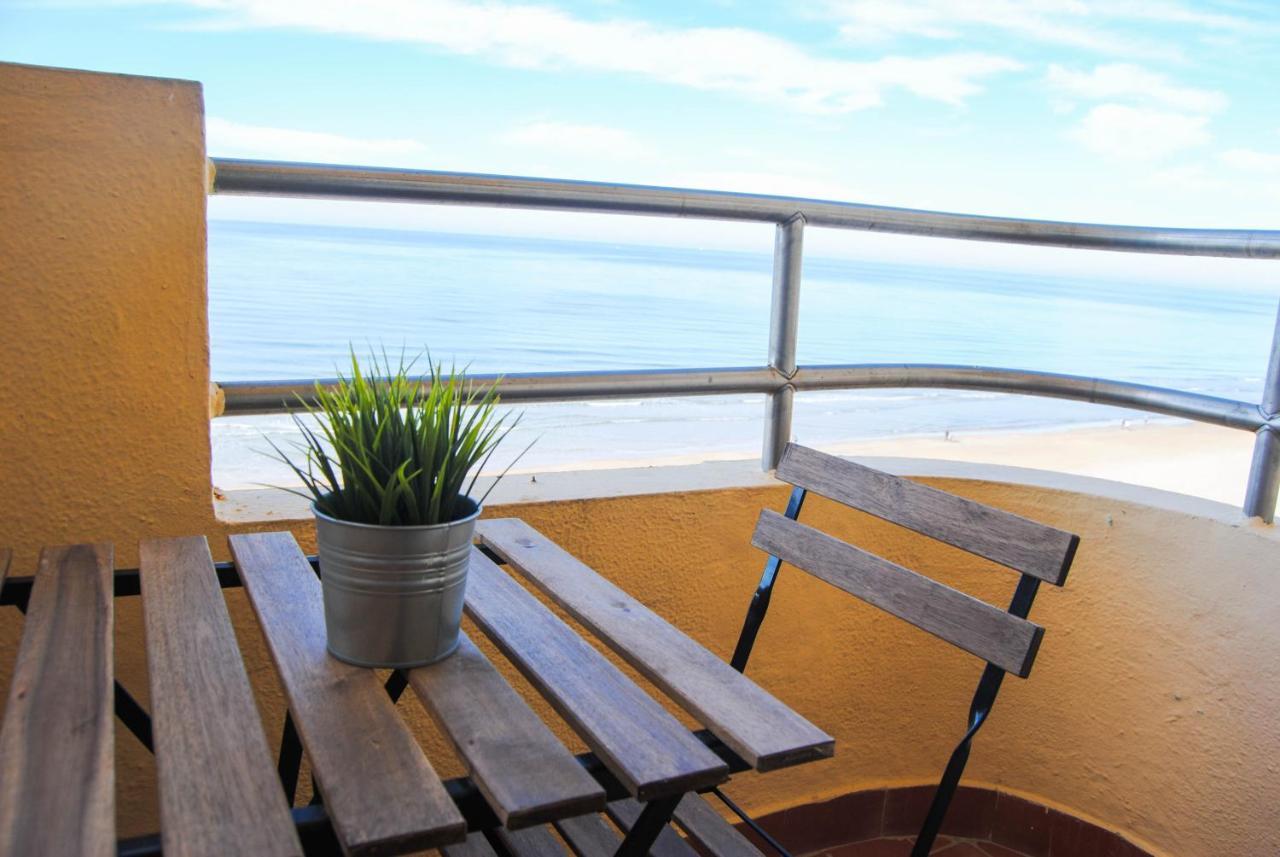 Appartement Piso Amplio Frente Al Mar En Pleno Paseo Maritimo. à Cadix Extérieur photo